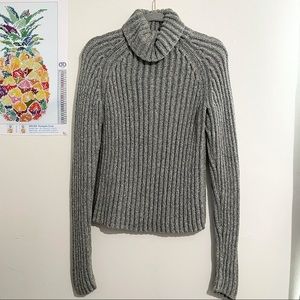 J. CREW Long Sleeve Knit Turtleneck Sweater Medium